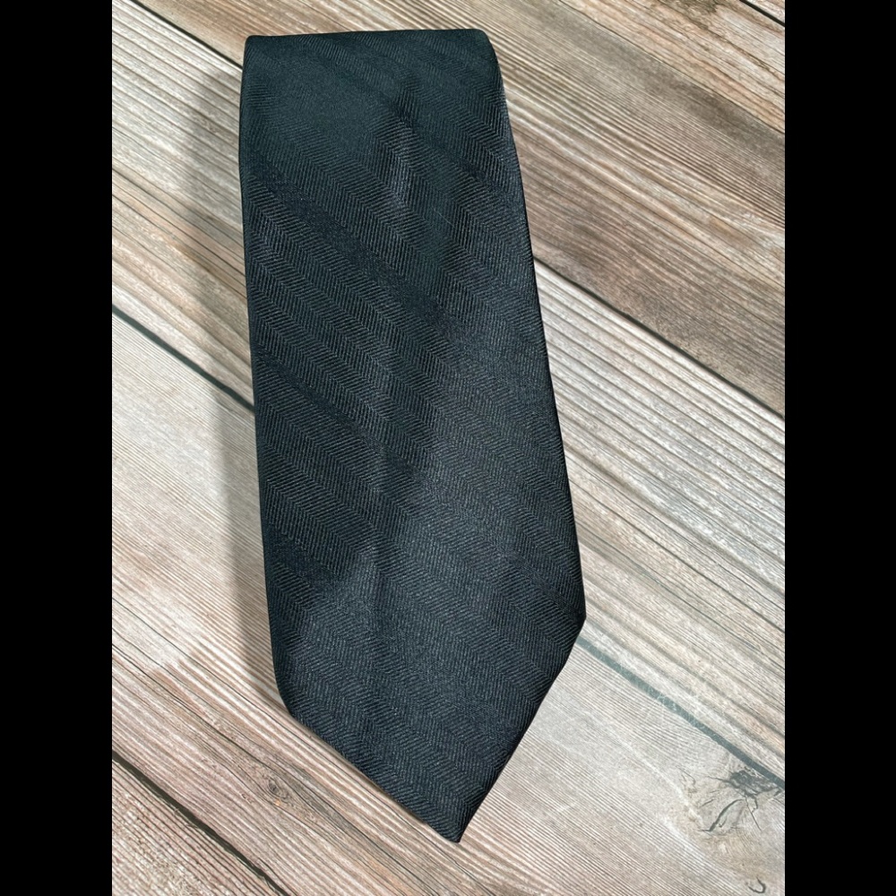 Ketch Striped Black Tie